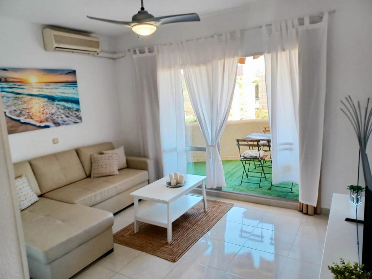 Appartment Totally Upgraded At Benal Beach Benalmádena Kültér fotó