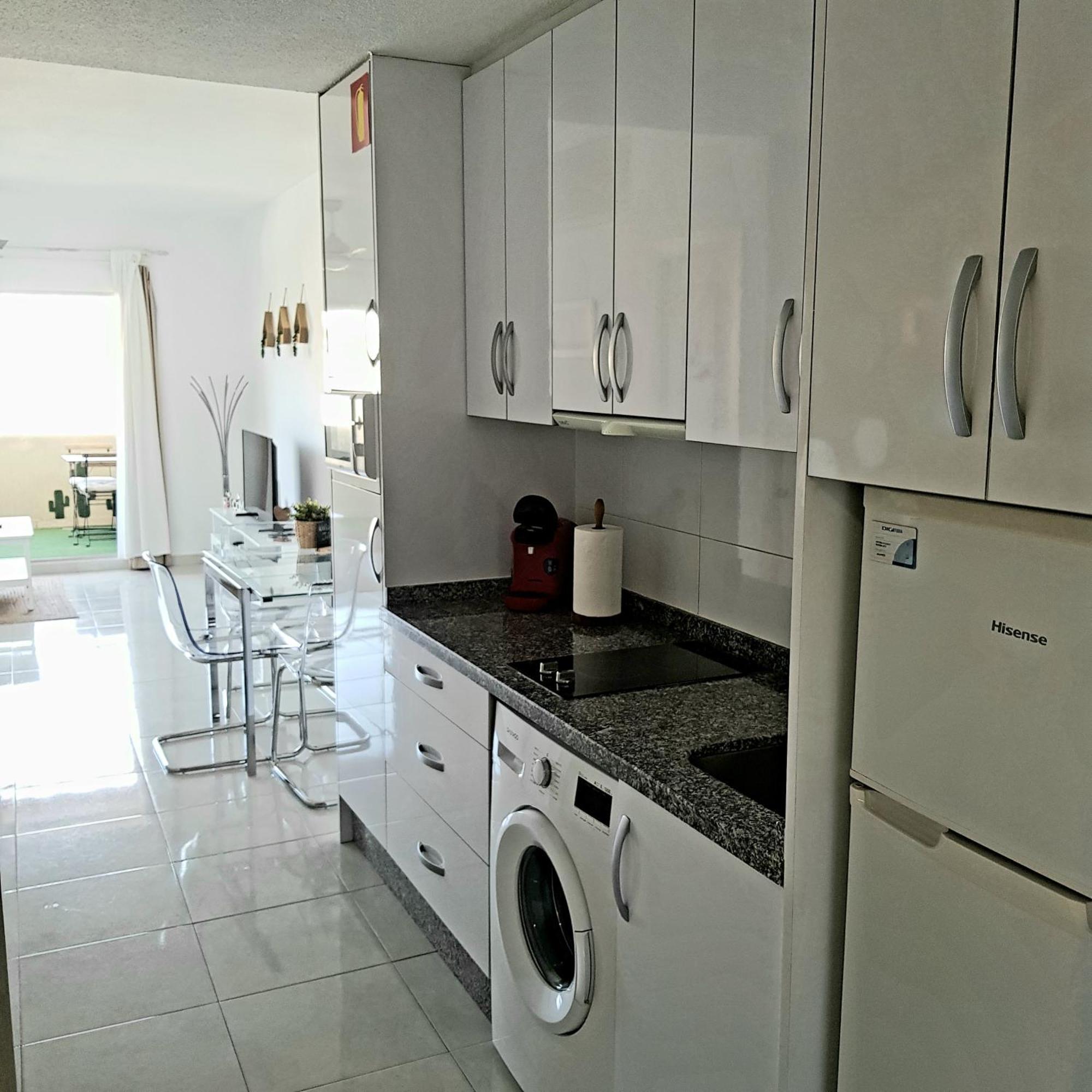 Appartment Totally Upgraded At Benal Beach Benalmádena Kültér fotó